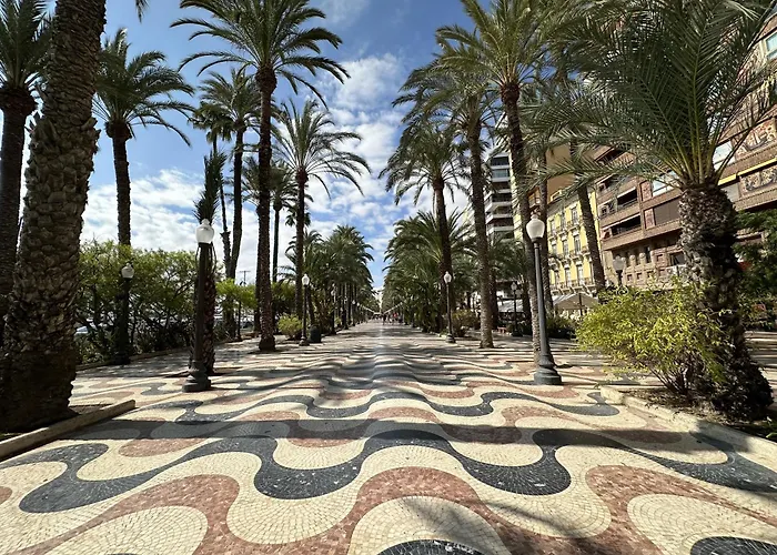 Semesterbostad Casa Suni Centro Alicante